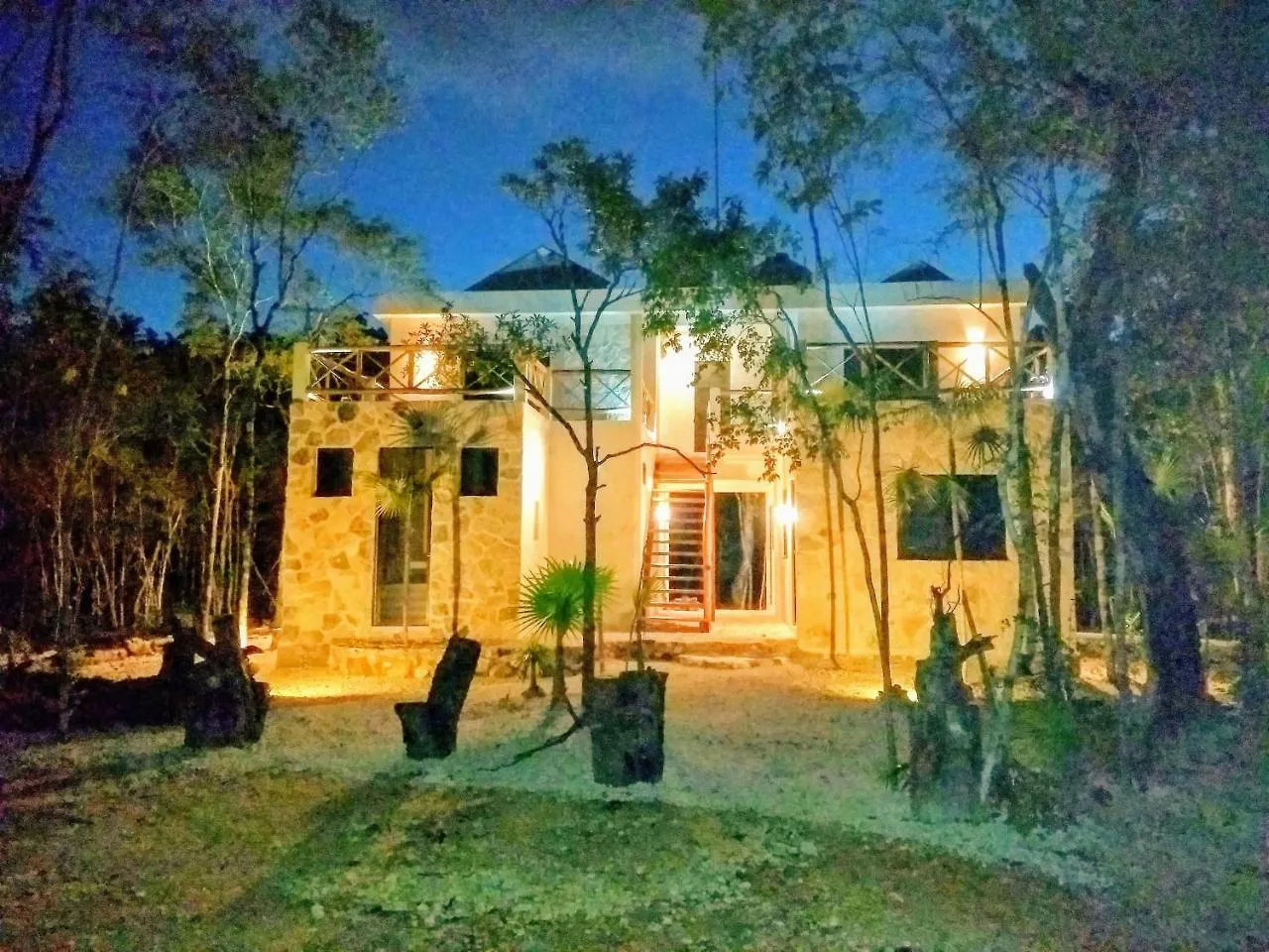 Tooj Cheel Lodge Tulum