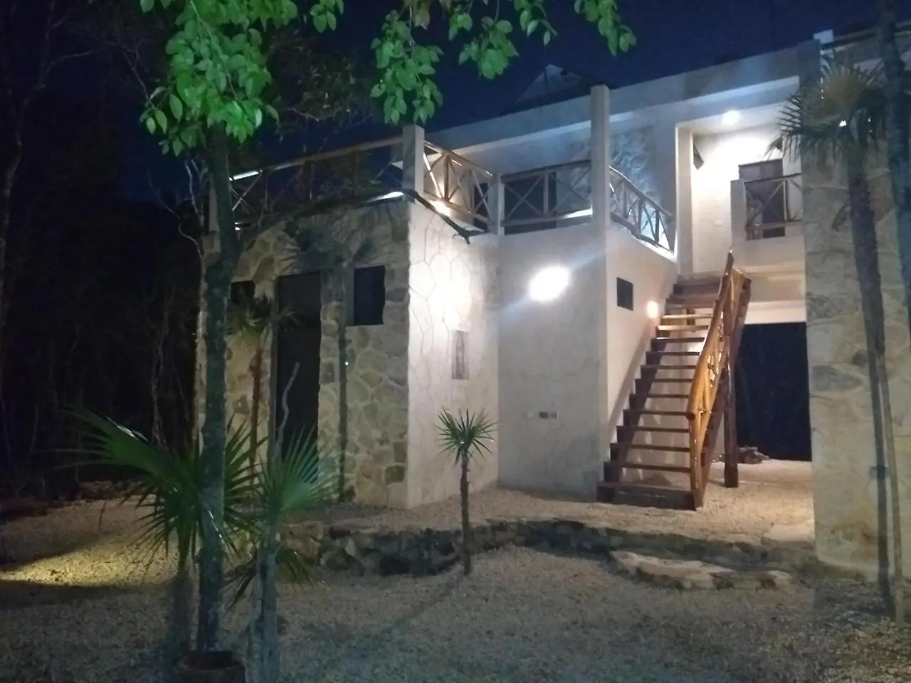 Bed & Breakfast Tooj Cheel Lodge Tulum
