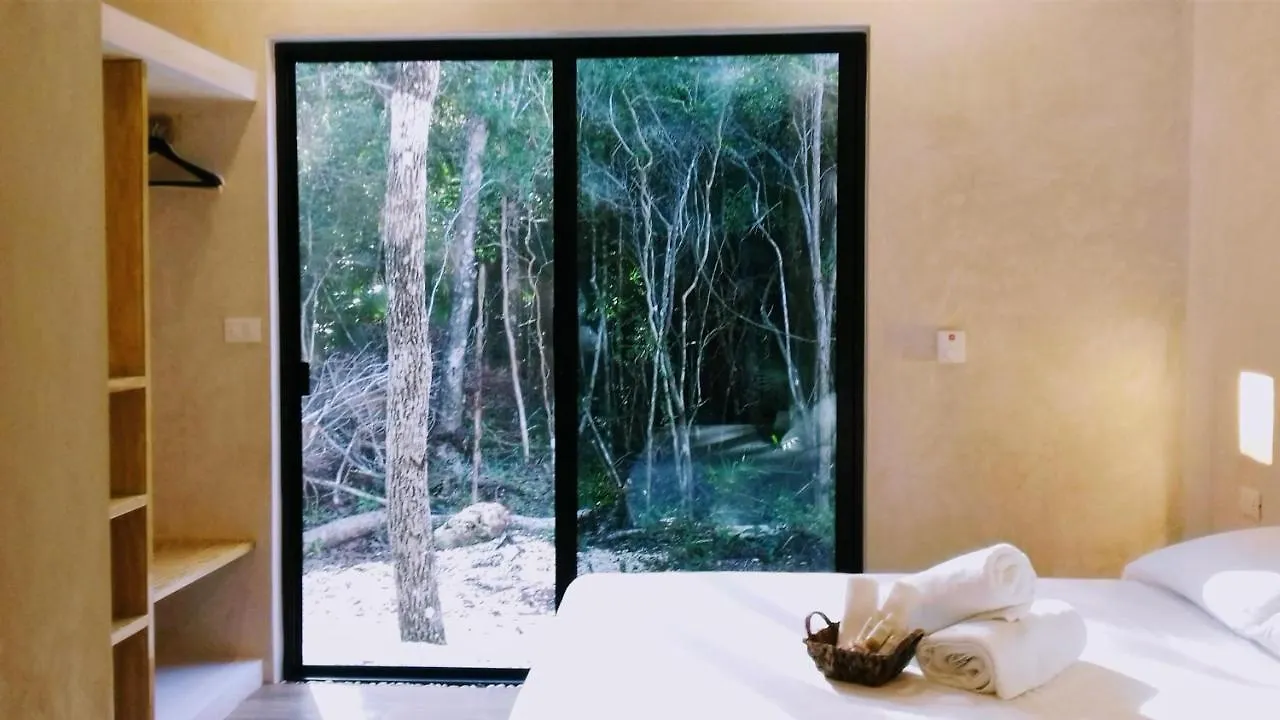 Tooj Cheel Lodge Tulum Bed & Breakfast
