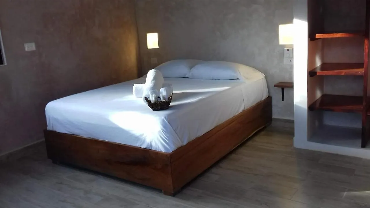Tooj Cheel Lodge Tulum