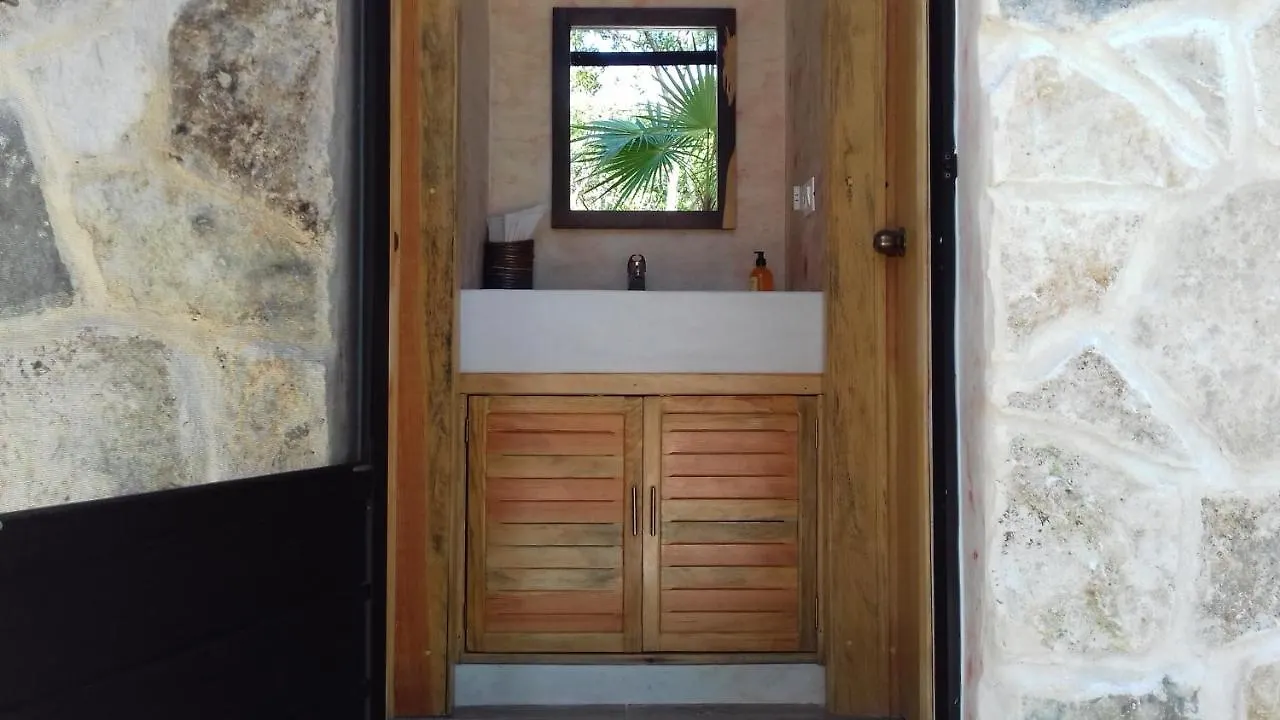 Tooj Cheel Lodge Tulum