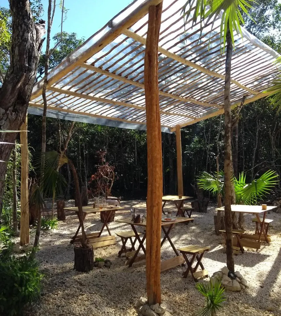 Tooj Cheel Lodge Tulum